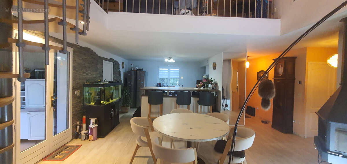 Maison à SALLES-D&#039;AUDE