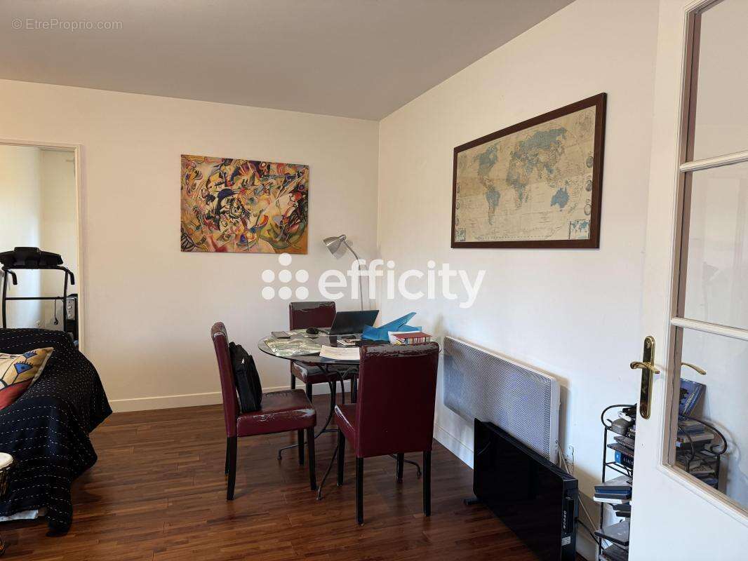Appartement à CORBEIL-ESSONNES