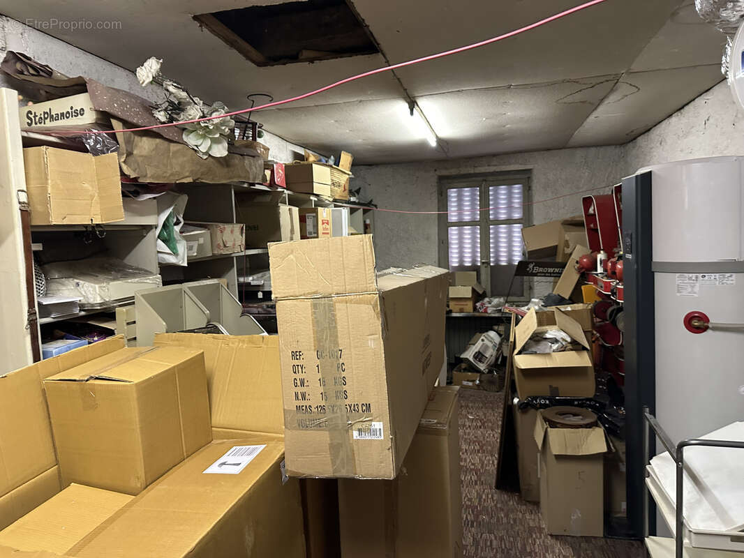 Autre à COURCELLES-CHAUSSY