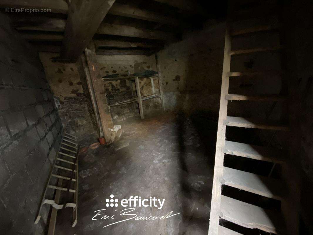 Maison 30 m² à Parthenay  - photo 6