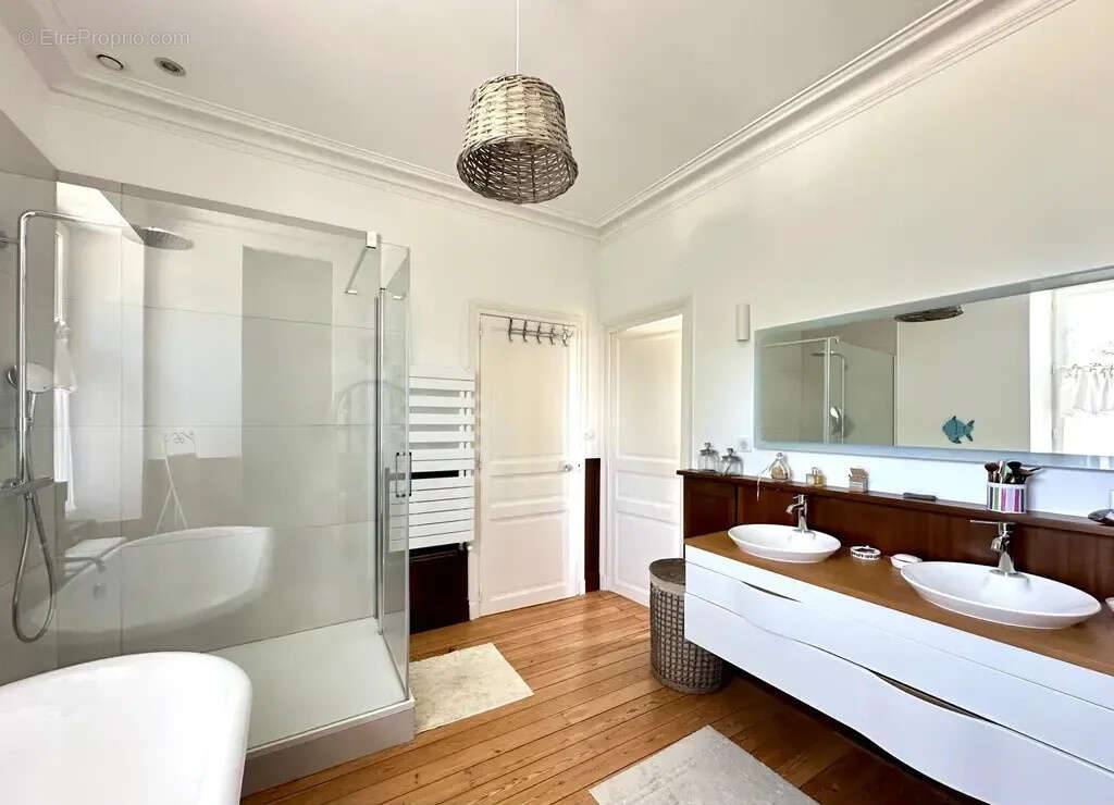 Maison à MAUVES-SUR-LOIRE