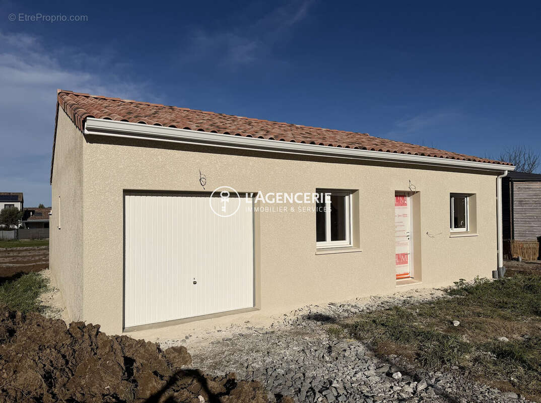 Maison à LE SEQUESTRE