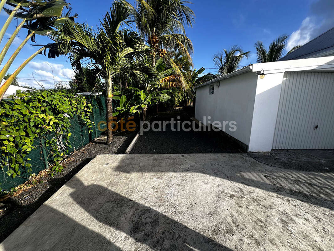 villa pisine F4 avec garage fermé - photo 9