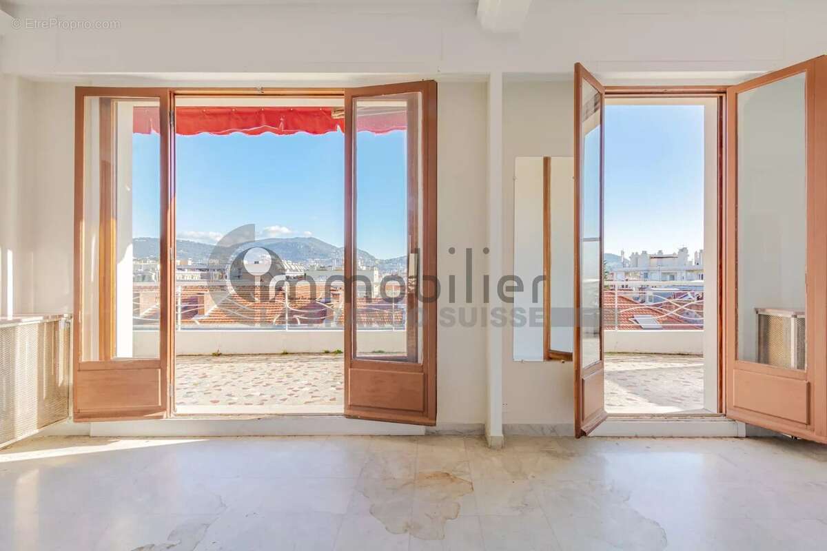 Appartement à NICE