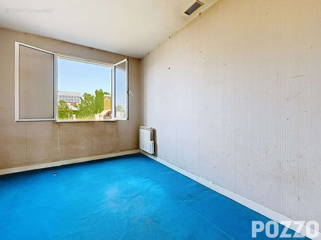 A Vendre -  Isigny Le Buat - Maison 4 pièce(s) 104 m² - photo 8