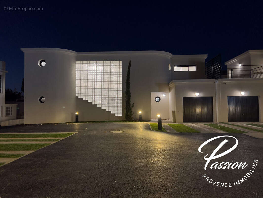 Maison à SALON-DE-PROVENCE
