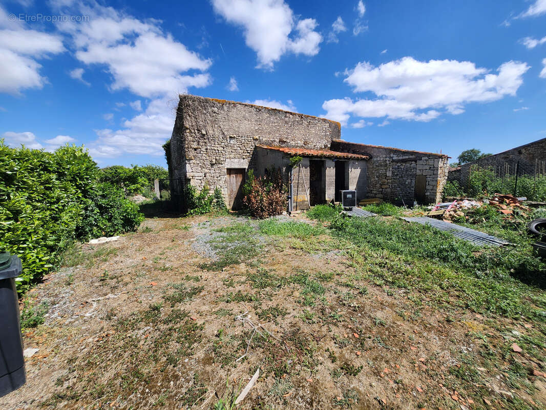 Maison en pierre avec terrain non attenant - photo 14