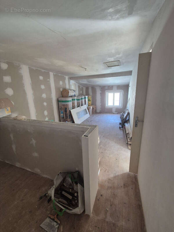 Maison Matha 4 pièce(s) 136 m2 - photo 2