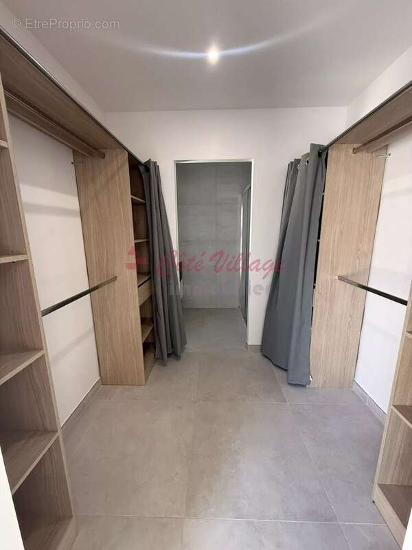 Narbonne Superbe maison T4 R+1 en 3 faces avec piscine et garage - photo 10