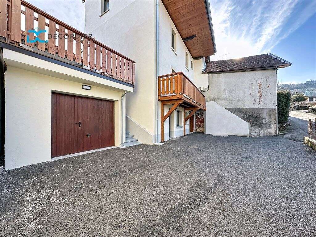 Maison à NEUVECELLE