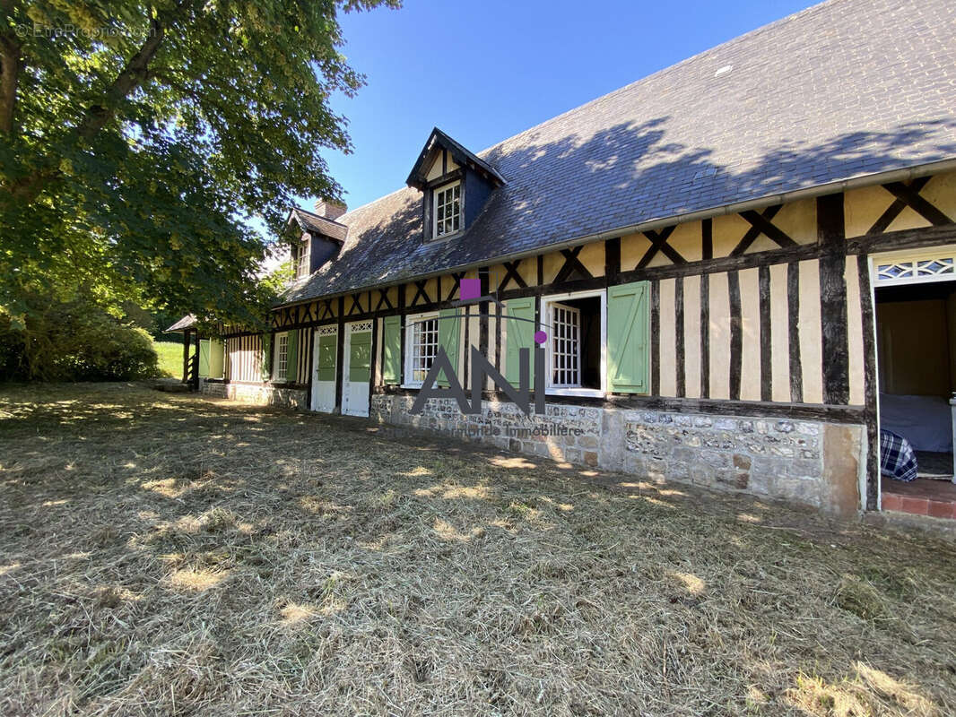 Maison à BACQUEVILLE-EN-CAUX