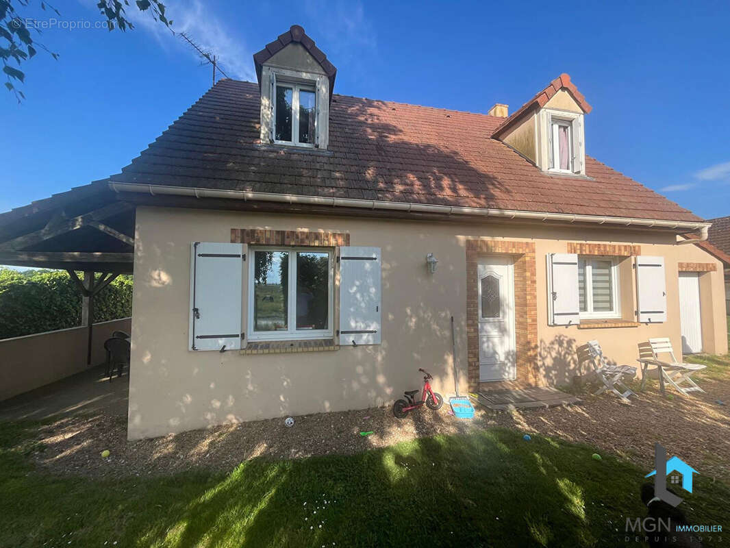 Maison à BAILLEAU-LE-PIN