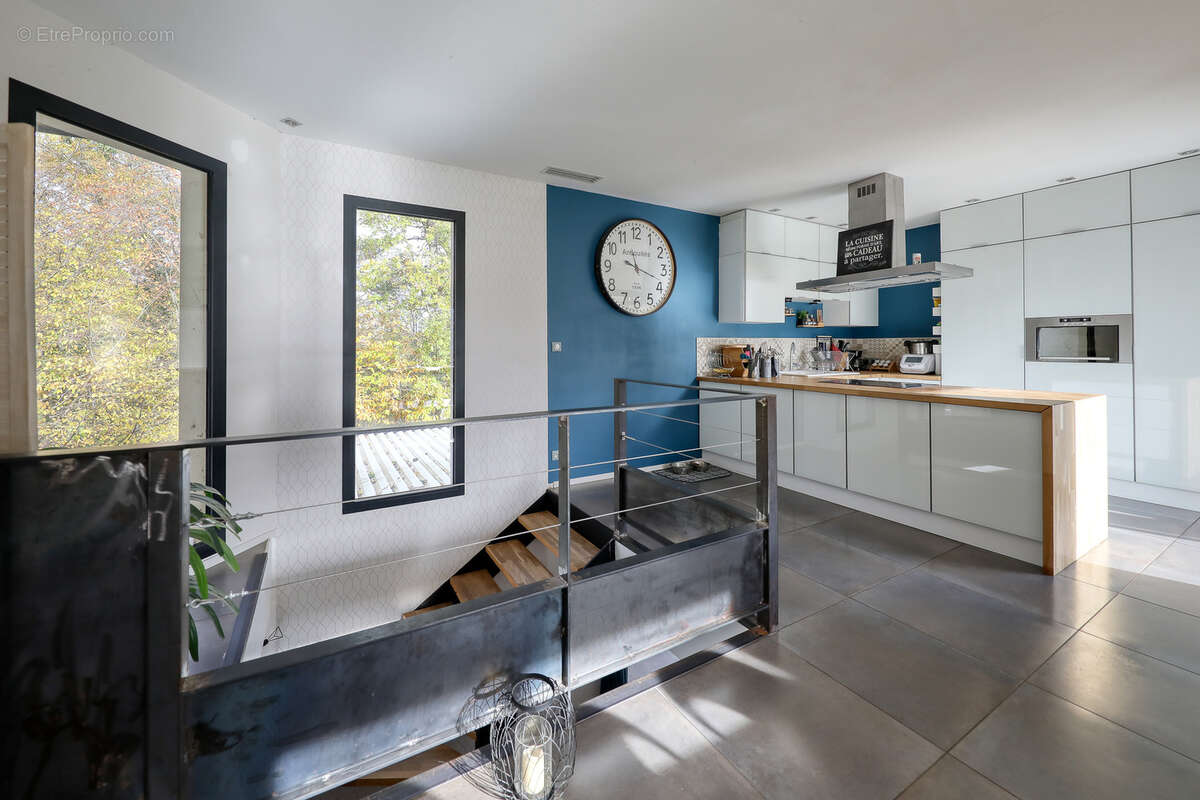 Maison à CIVRIEUX-D&#039;AZERGUES