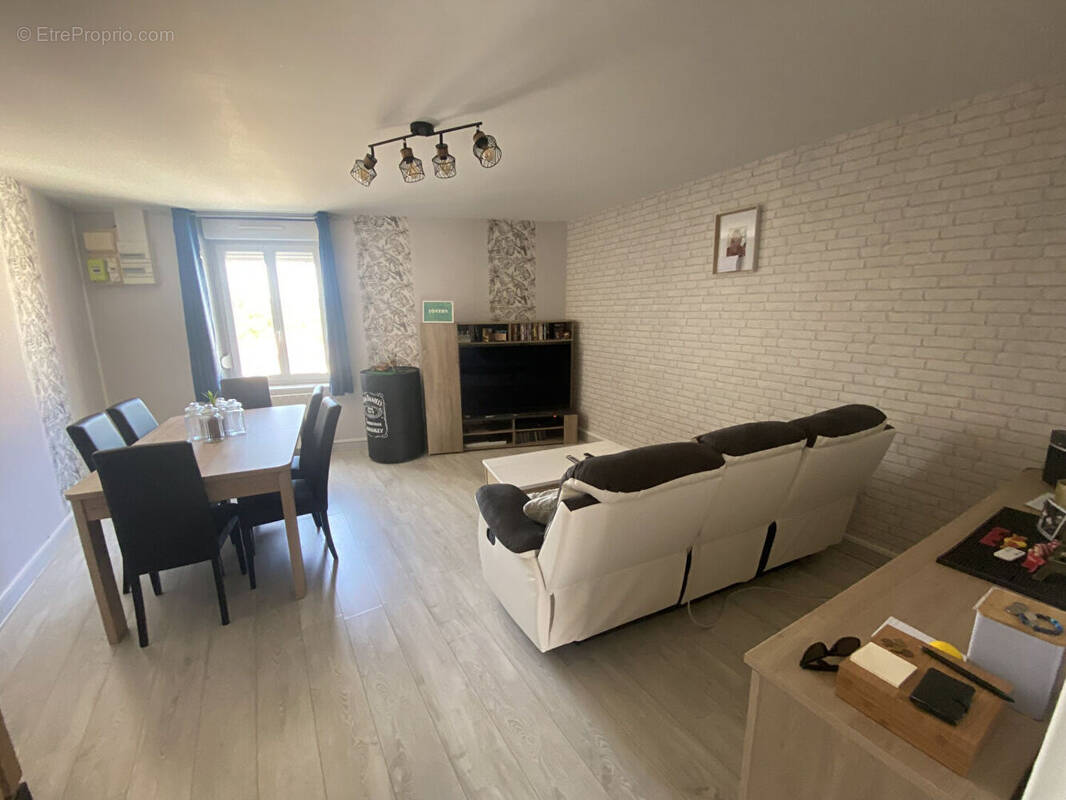 Appartement à SAINT-NICOLAS-DE-PORT