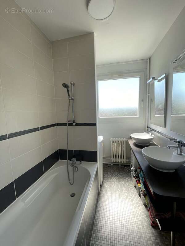 Appartement à COMPIEGNE
