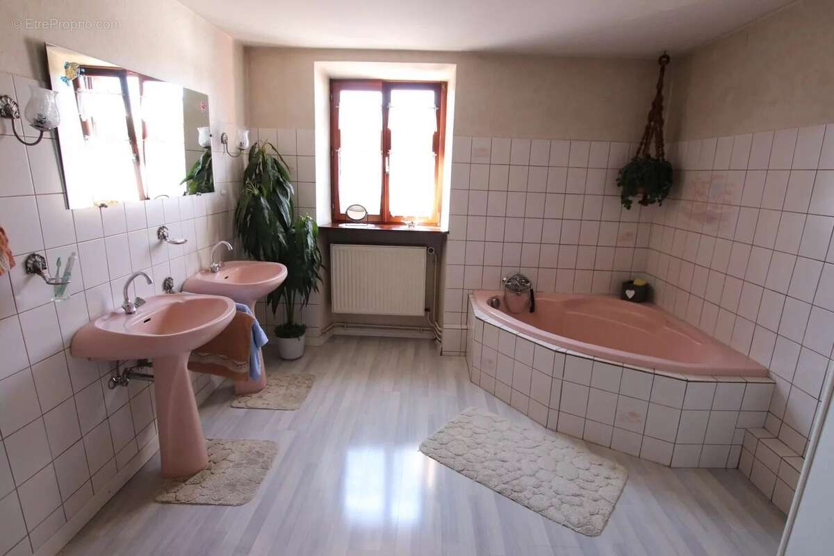 Maison à DOSSENHEIM-SUR-ZINSEL