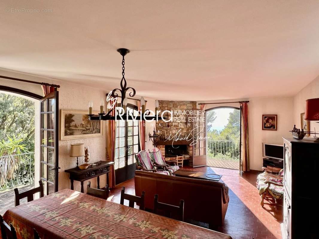 Maison à LA CROIX-VALMER