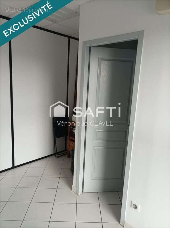 Photo 7 - Commerce à UZES