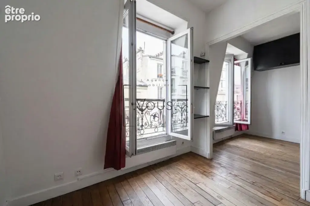 Deux pièces traversant à fort potentiel, à rénover (Paris XIVe) - photo 2