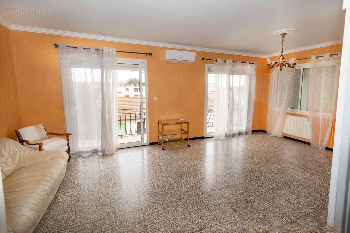 Appartement à BEZIERS
