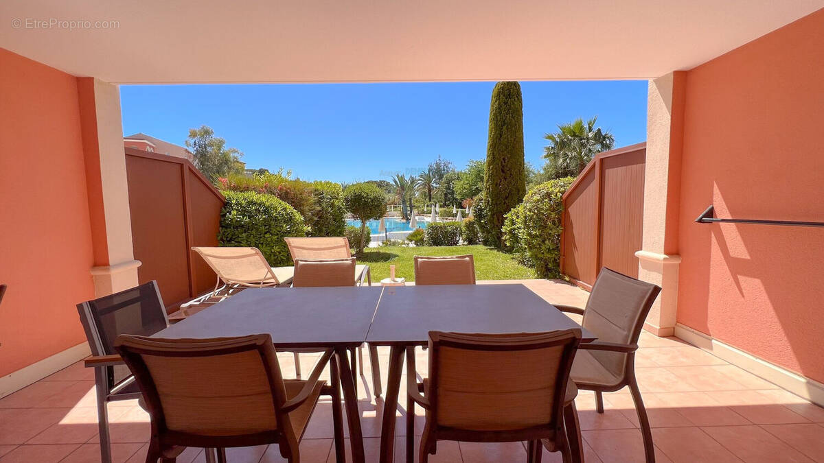 Appartement à LES ISSAMBRES