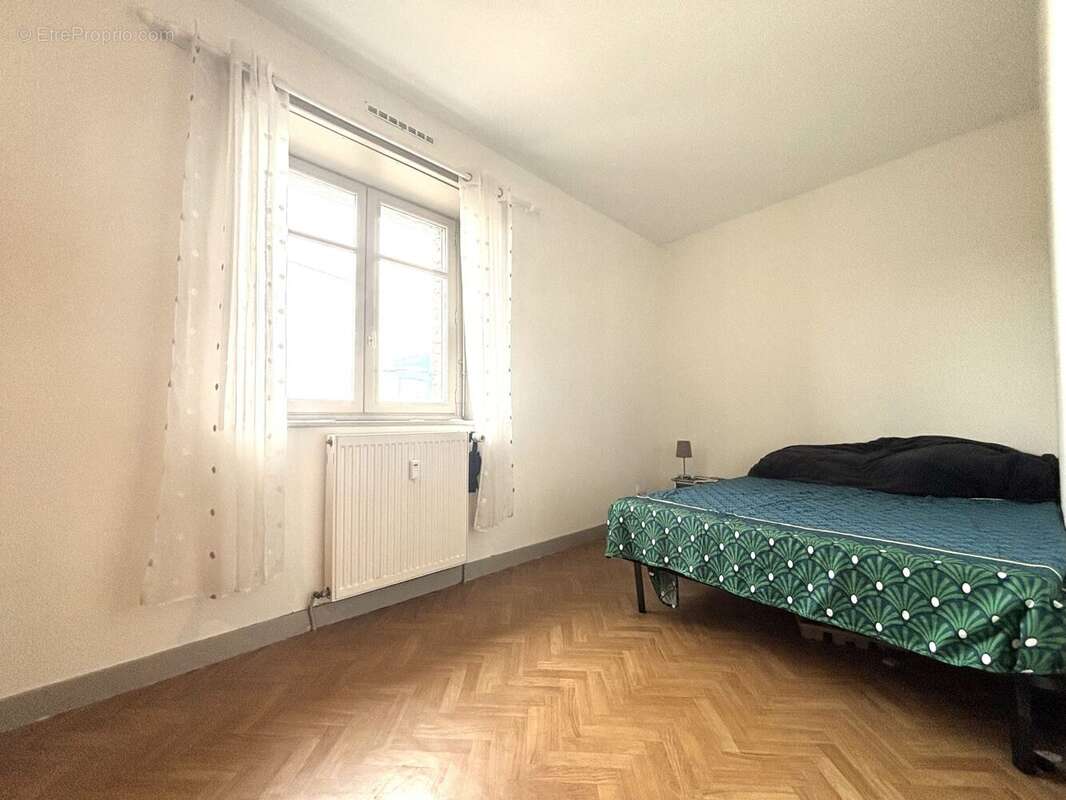 Appartement à LA CHAPELLE-DES-FOUGERETZ
