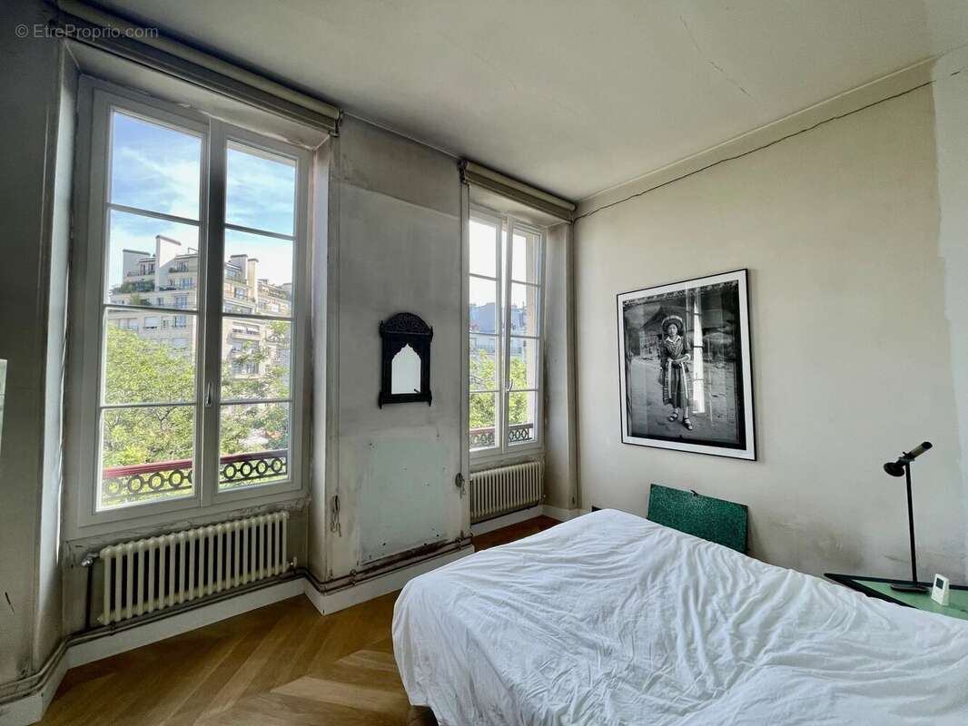 Appartement à PARIS-14E