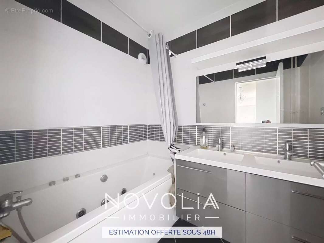 Appartement à LYON-8E