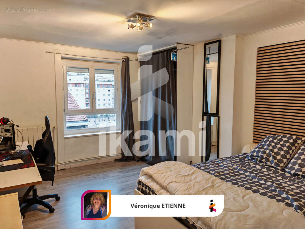 Appartement à SAINT-ETIENNE