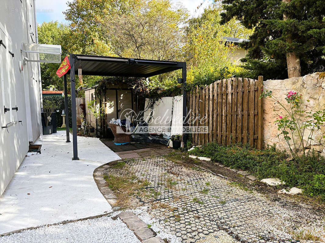 Maison à SAINT-LEU-LA-FORET