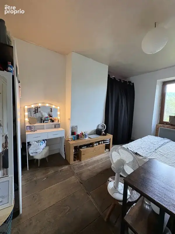 Maison de village avec vue, jardin et garage - photo 11