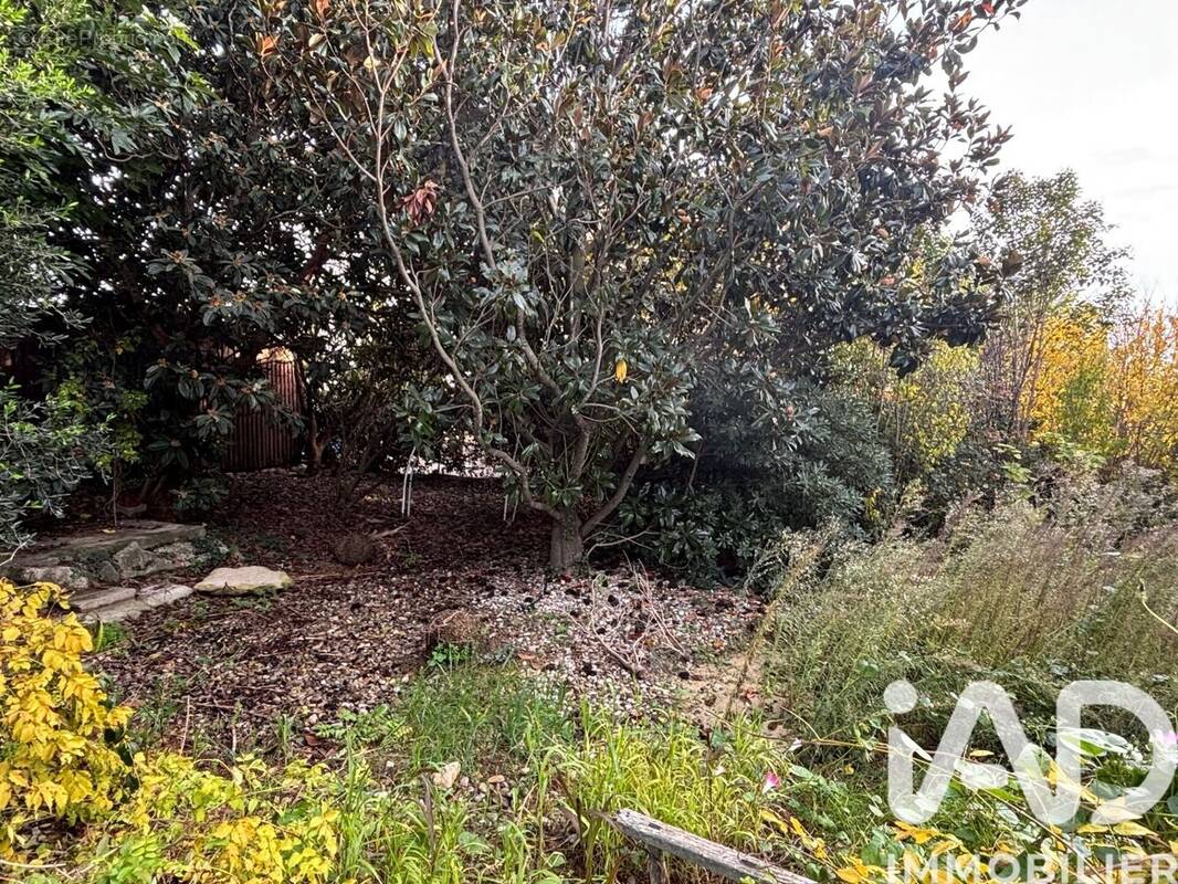 Photo 1 - Terrain à MONTEUX