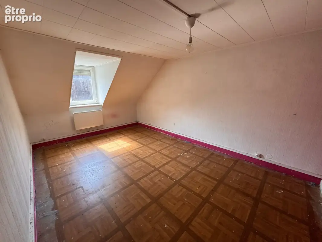 Maison individuelle de 121,22 m2 à rénover   Fort potentiel - photo 6
