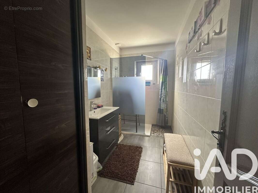 Maison 89 m² à Tornac  - photo 8