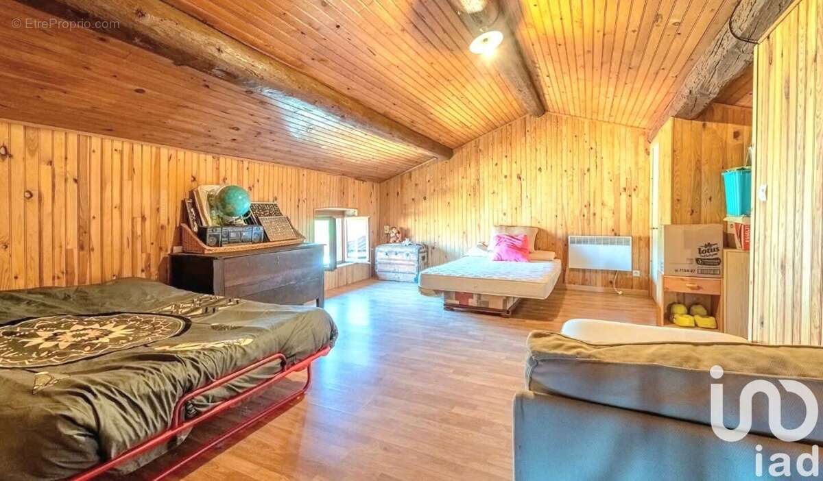 Photo 8 - Maison à MARCILLY-D&#039;AZERGUES