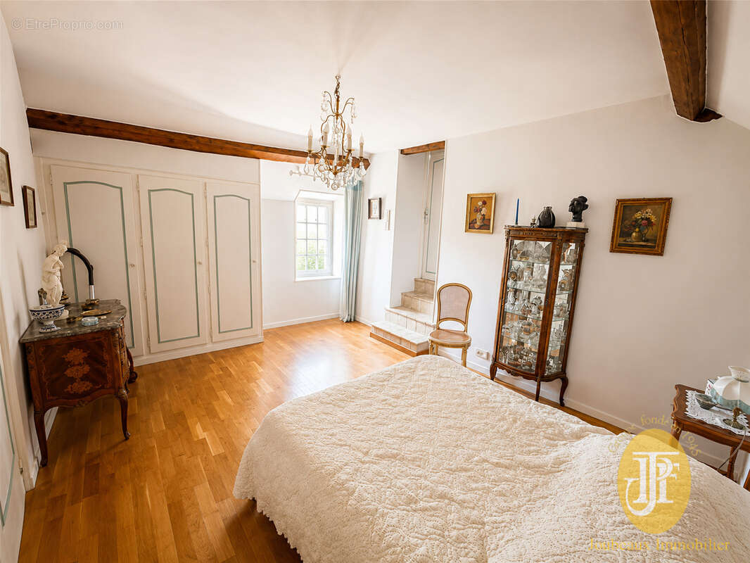 Maison à LA CHAPELLE-REANVILLE