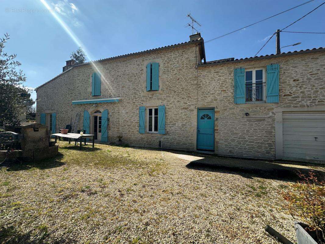 Maison à CASTETS-EN-DORTHE
