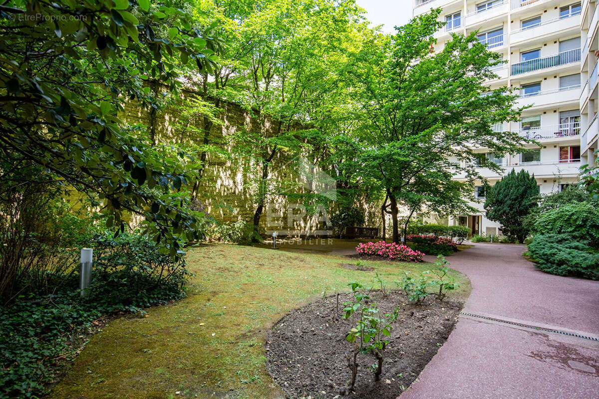 Appartement à PARIS-12E