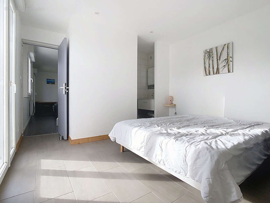 Maison à LAMPAUL-PLOUARZEL