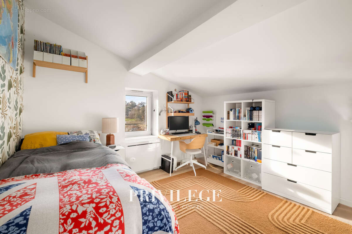 Maison à SAINT-DIDIER-AU-MONT-D'OR