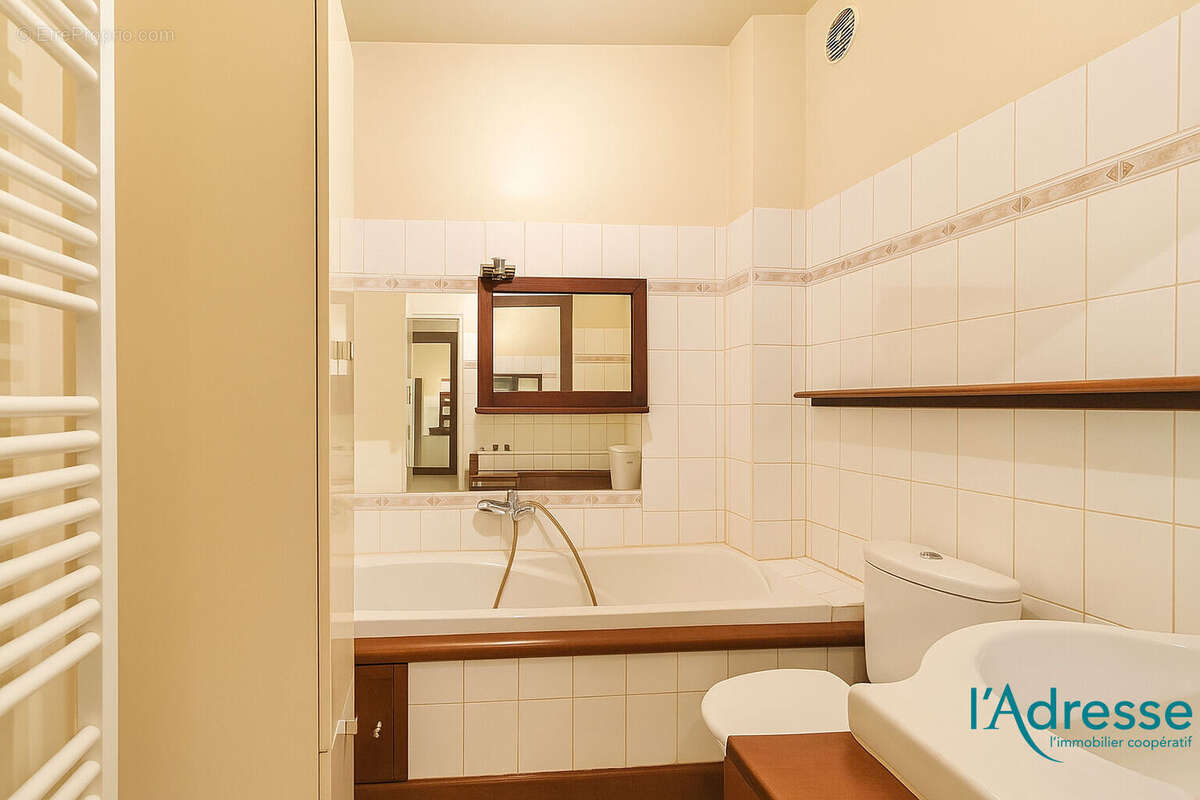 Appartement à PARIS-11E