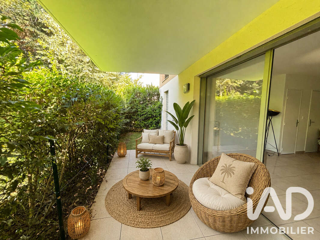 Photo 2 - Appartement à SAINT-CYR-AU-MONT-D'OR