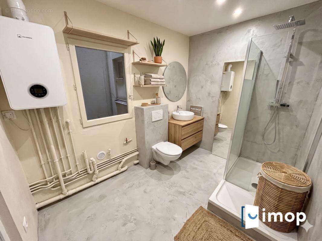 Appartement à SAINT-DENIS