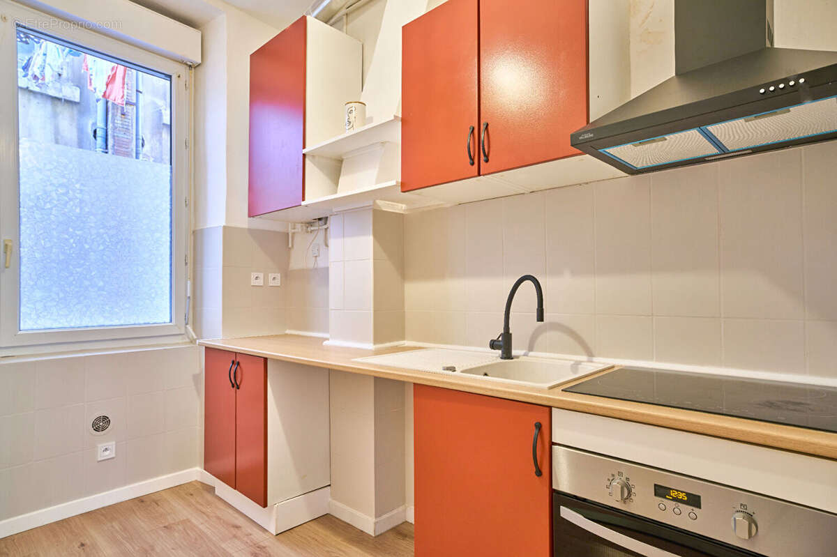 Appartement à MARSEILLE-2E