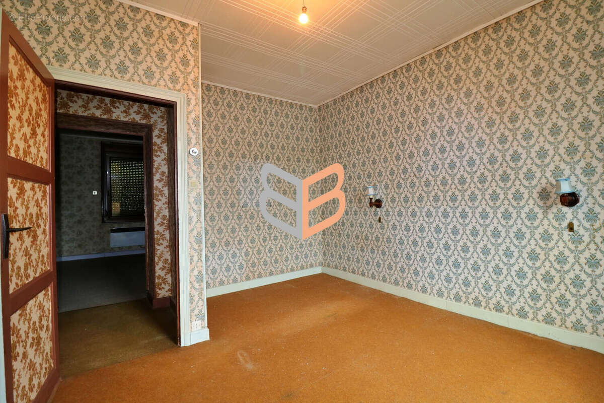 Maison à HUSSIGNY-GODBRANGE