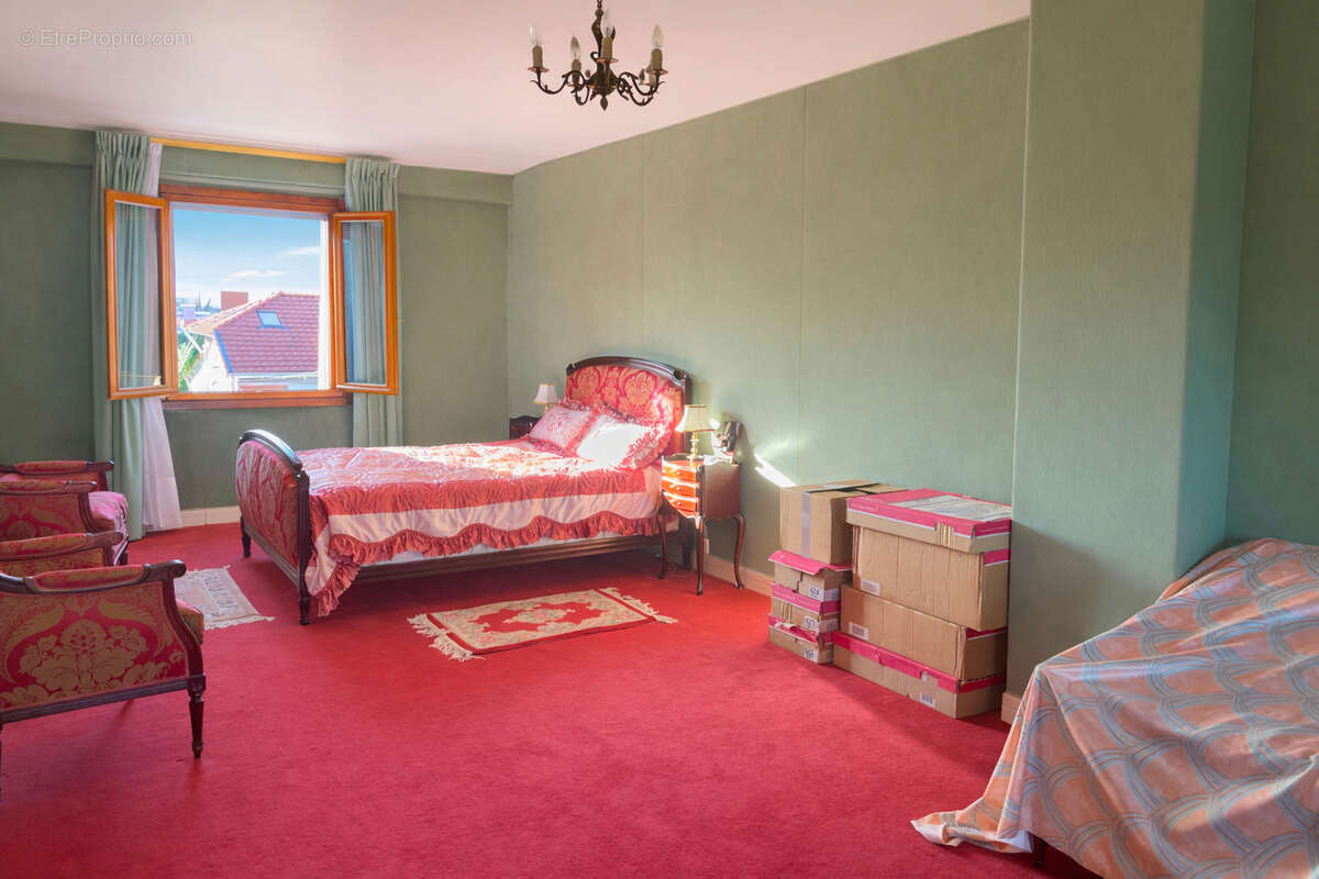 Maison à NEUILLY-PLAISANCE