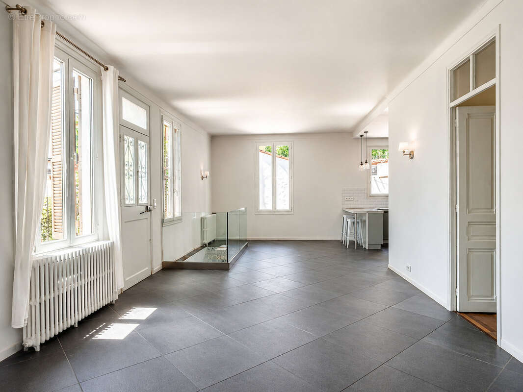Maison à LE CANNET