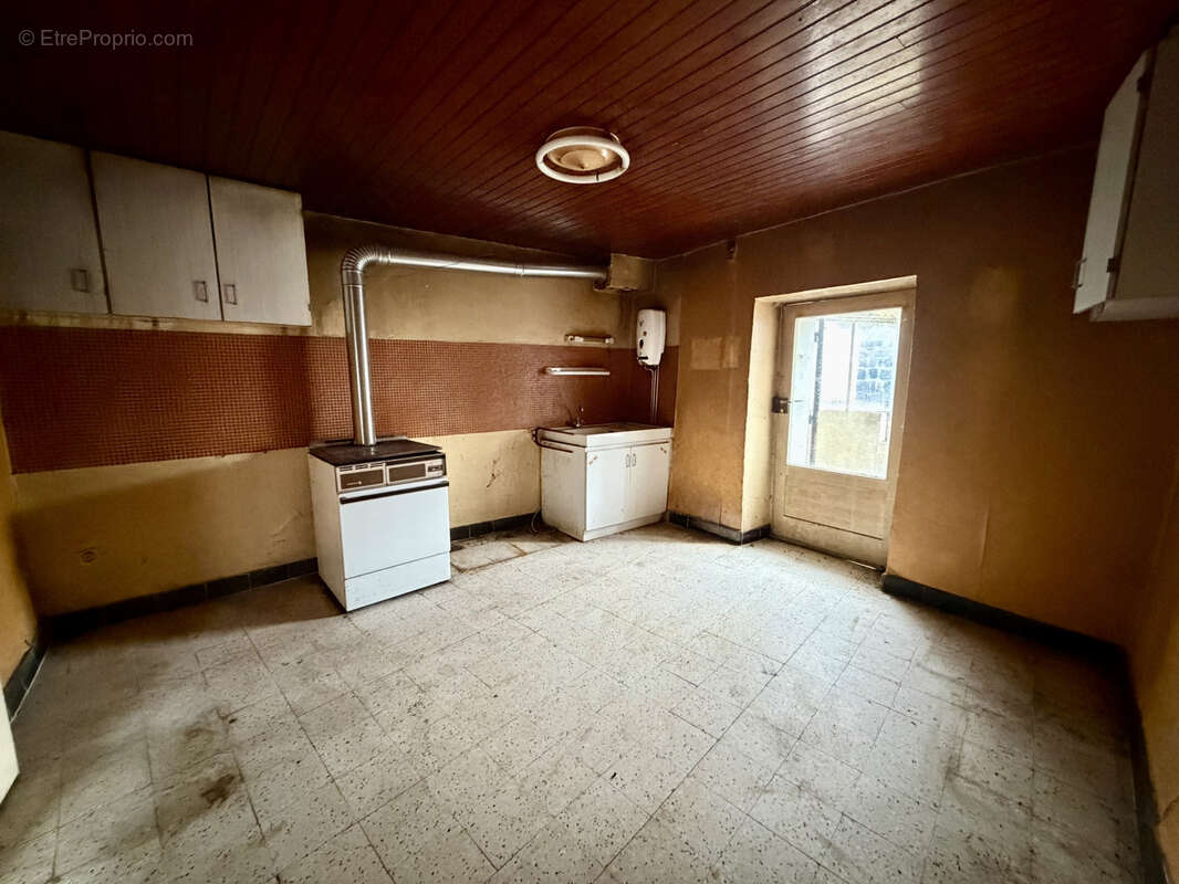 Maison à SAINT-GERMAIN-LAPRADE