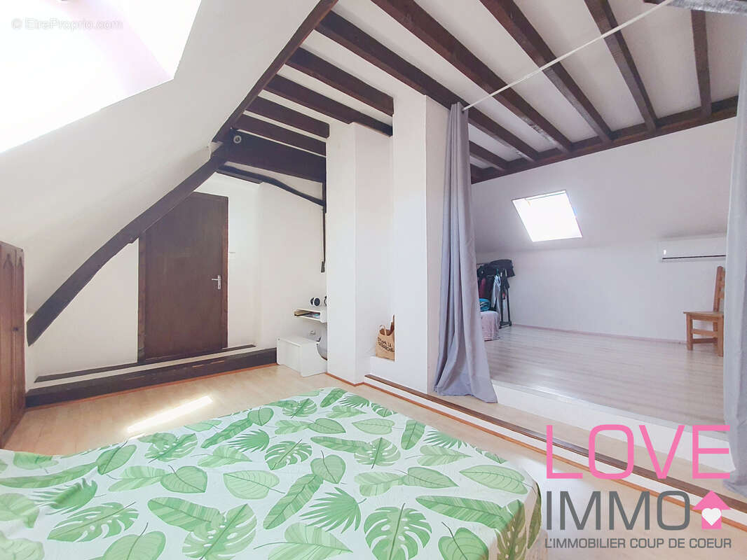 Maison à LES ABRETS