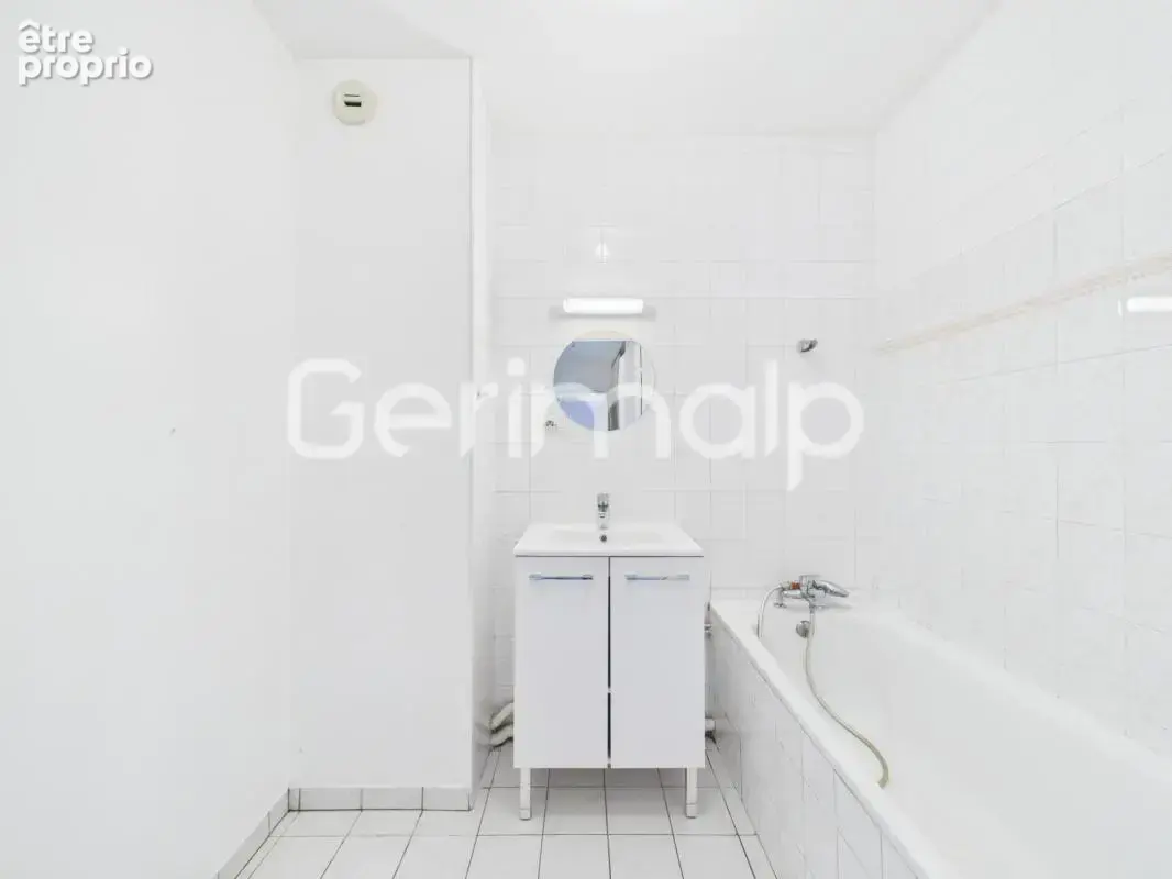 Vente - Appartement - 3 pièces + cuisine - 72,10 m² - 285 000 € - photo 15